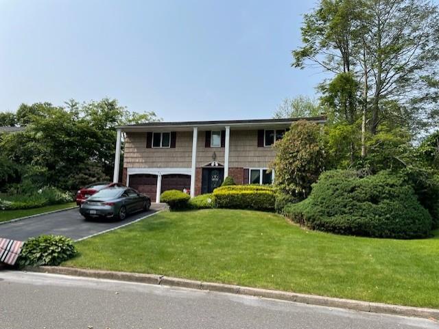 68 Hurtin Boulevard, Smithtown, New York image 2