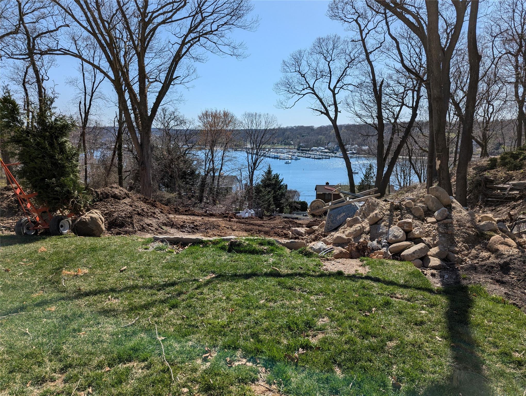14 Harbor Crest Court, Huntington, New York image 5
