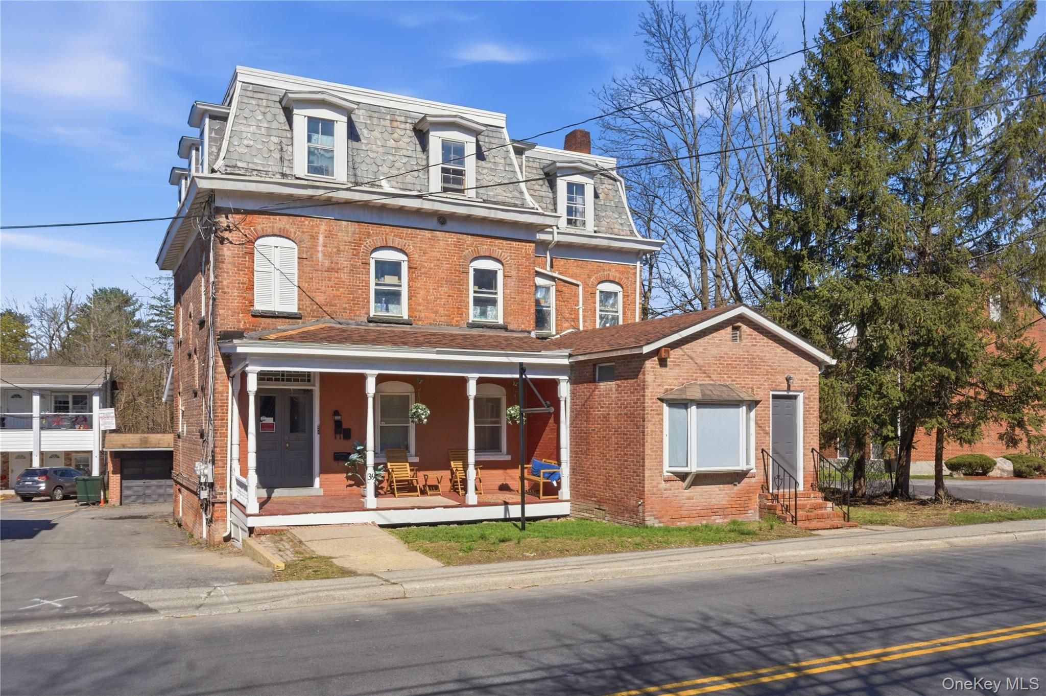 39 N Chestnut Street