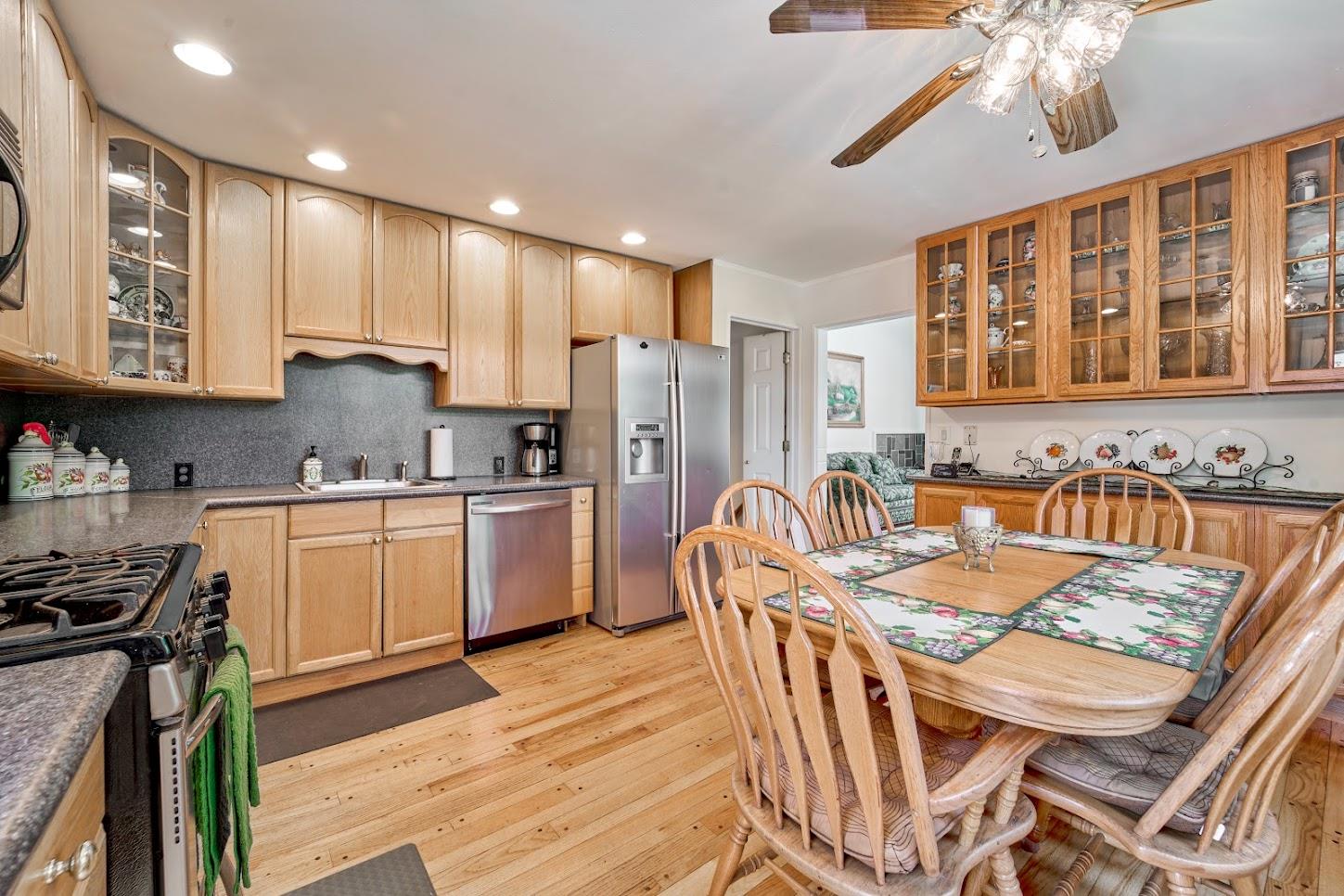 74 W 17th Street