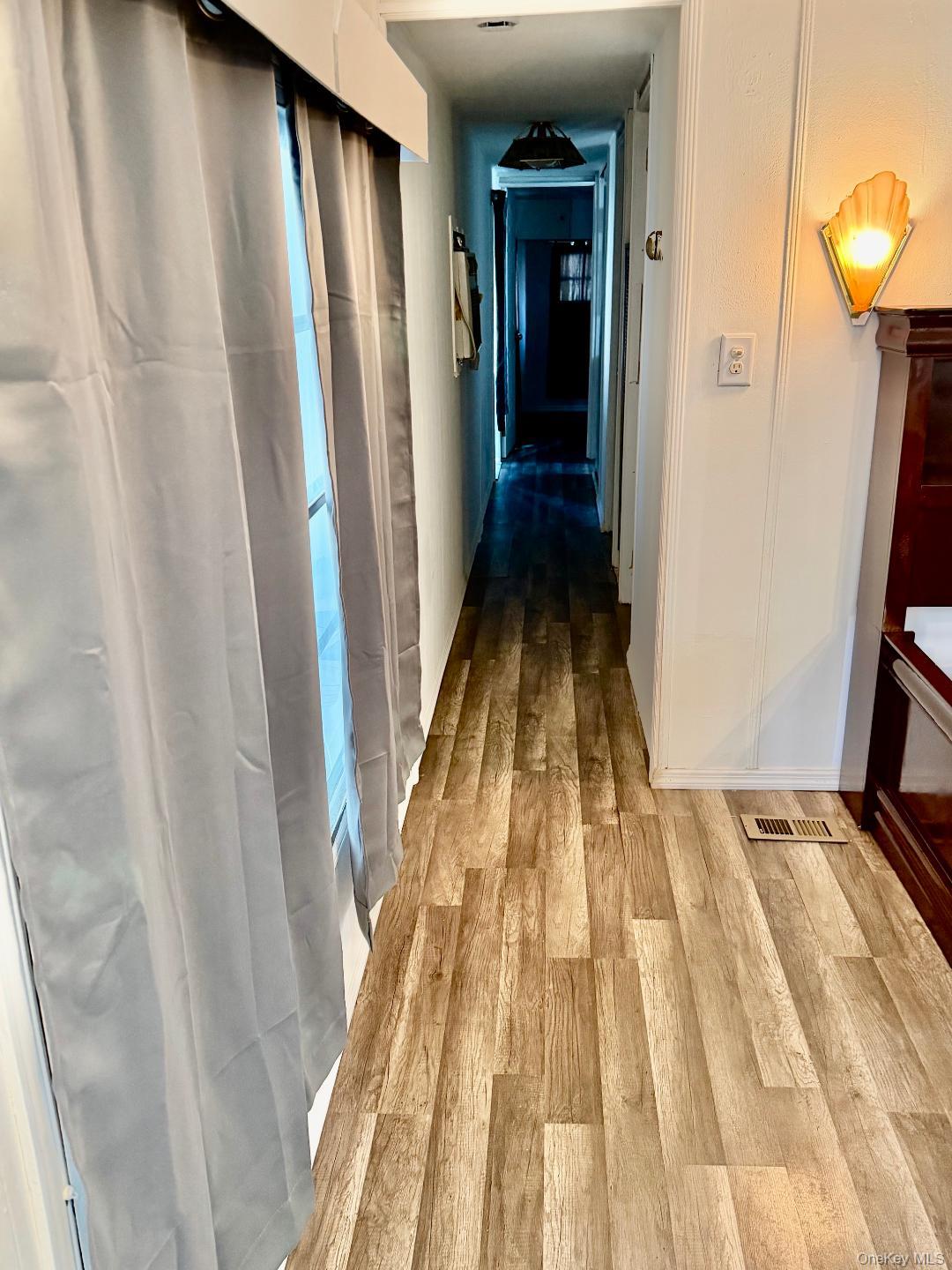 620 #25 Montauk Highway 25