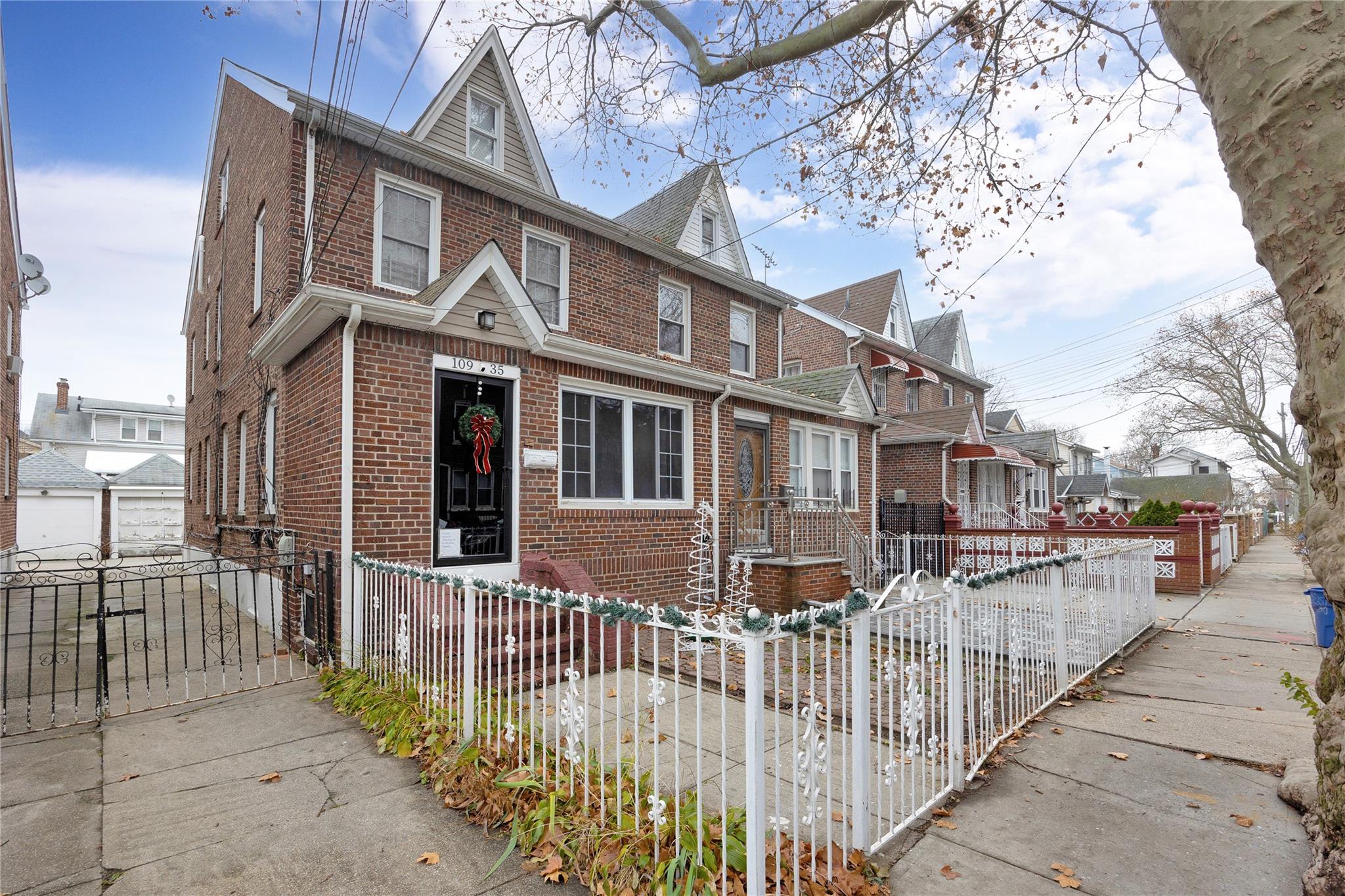 Property for Sale at 120th St, South Ozone Park, Queens, NY - Bedrooms: 4 
Bathrooms: 3  - $829,000