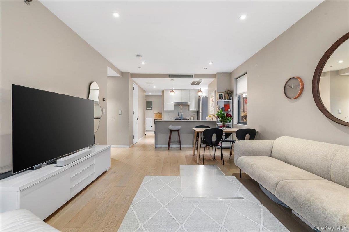 42-50 27th Street 2C