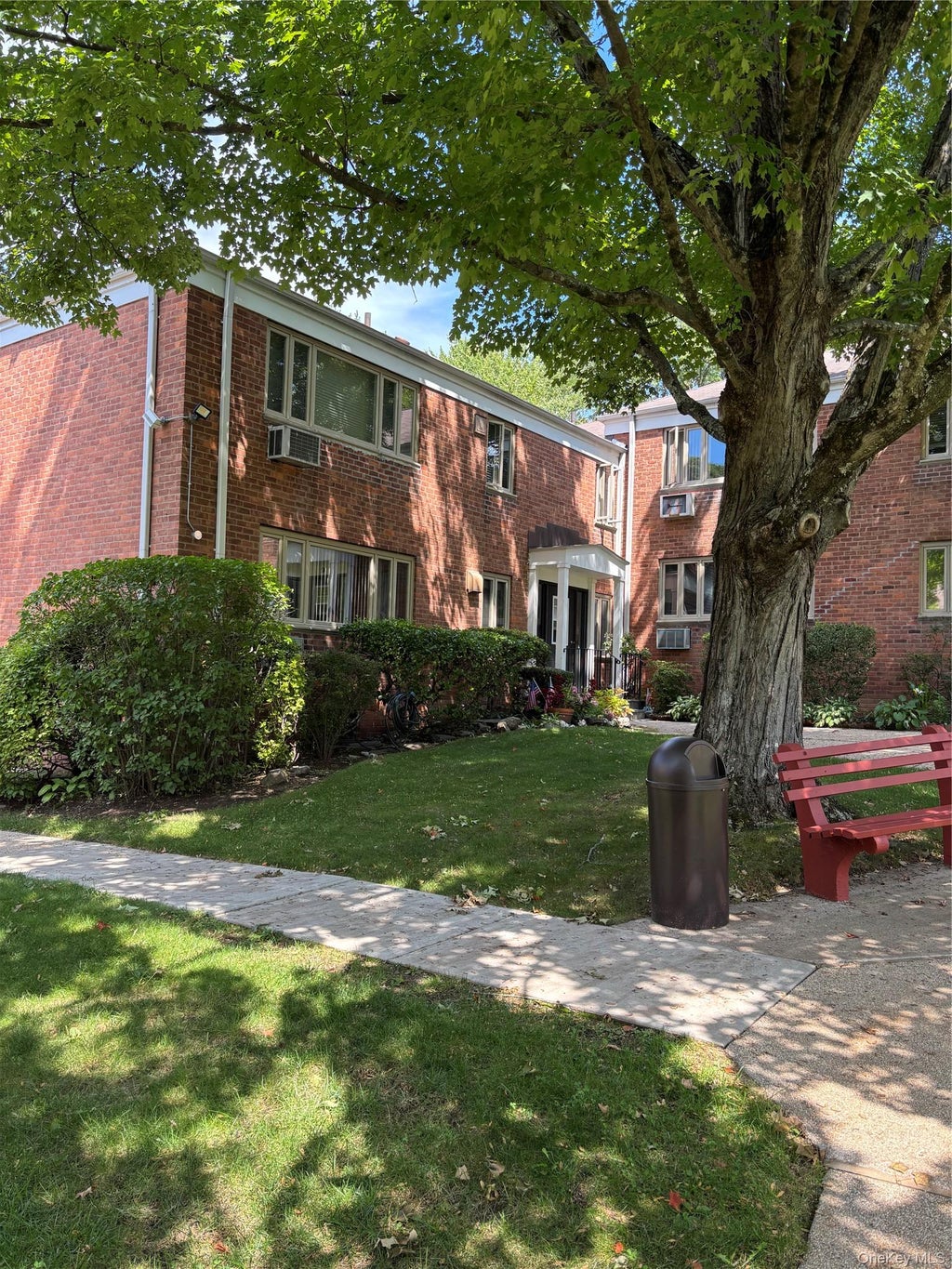Photo of 40 Lawrence Drive #D, White Plains, NY 10603 (MLS # 1043560)