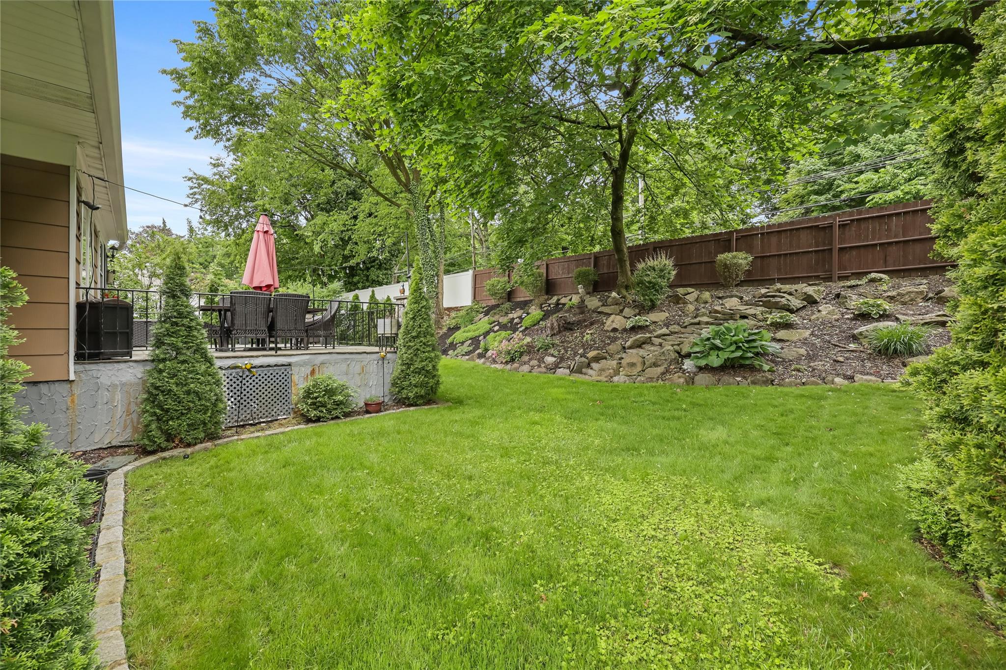 243 Albemarle Road, White Plains, New York image 28