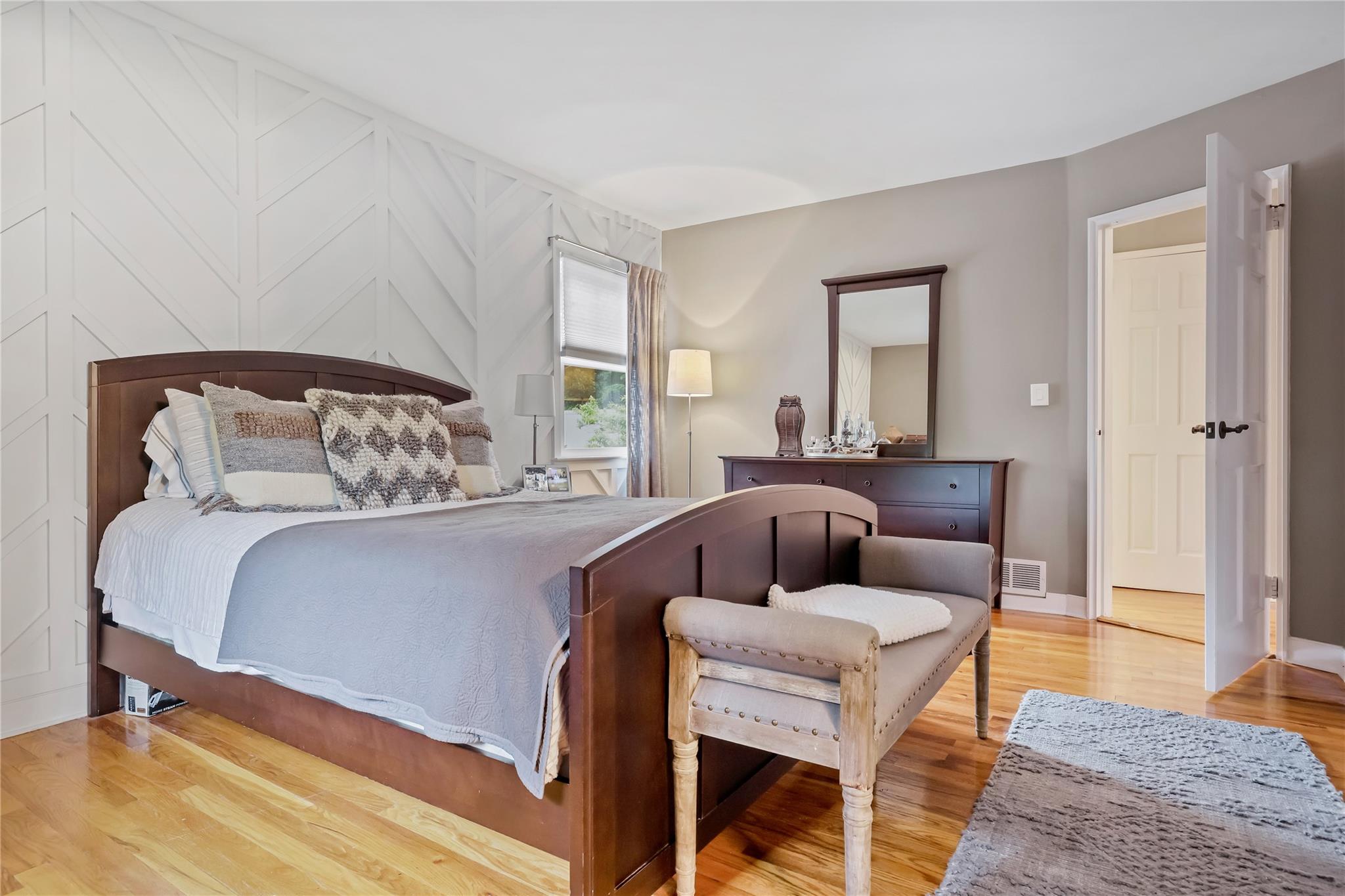 243 Albemarle Road, White Plains, New York image 20
