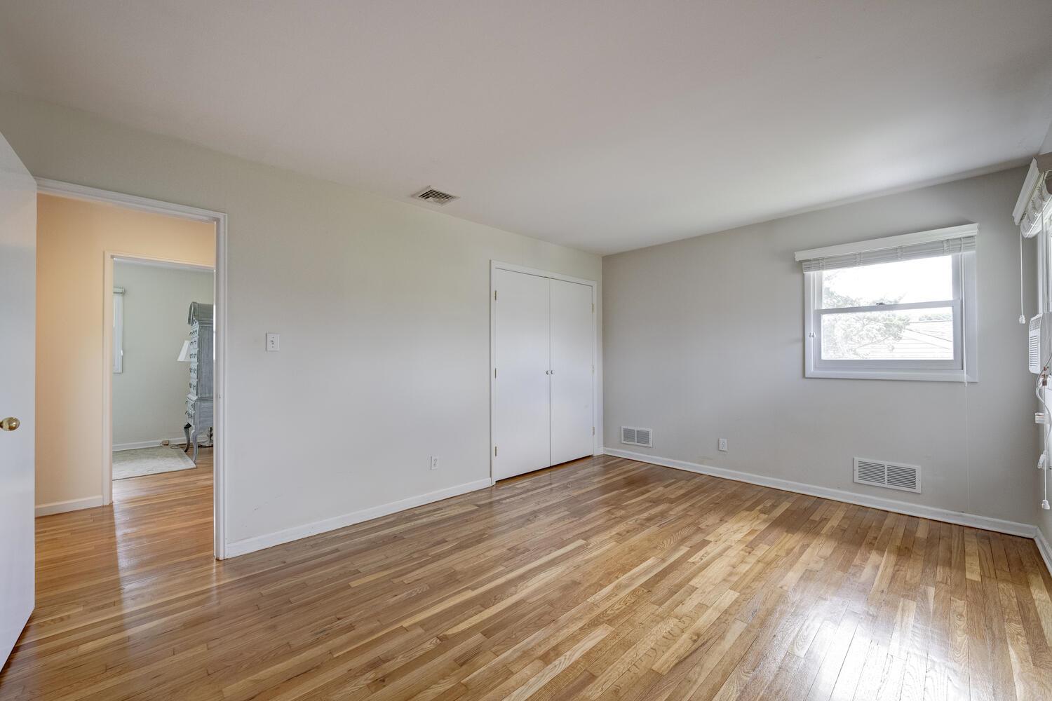 15 Hayrick Lane, Commack, New York image 16