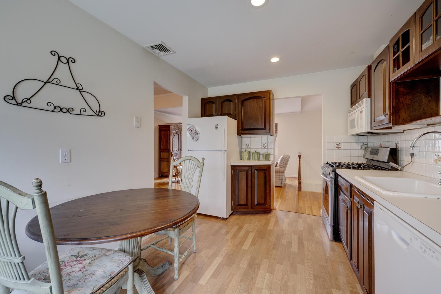 15 Hayrick Lane, Commack, New York image 11