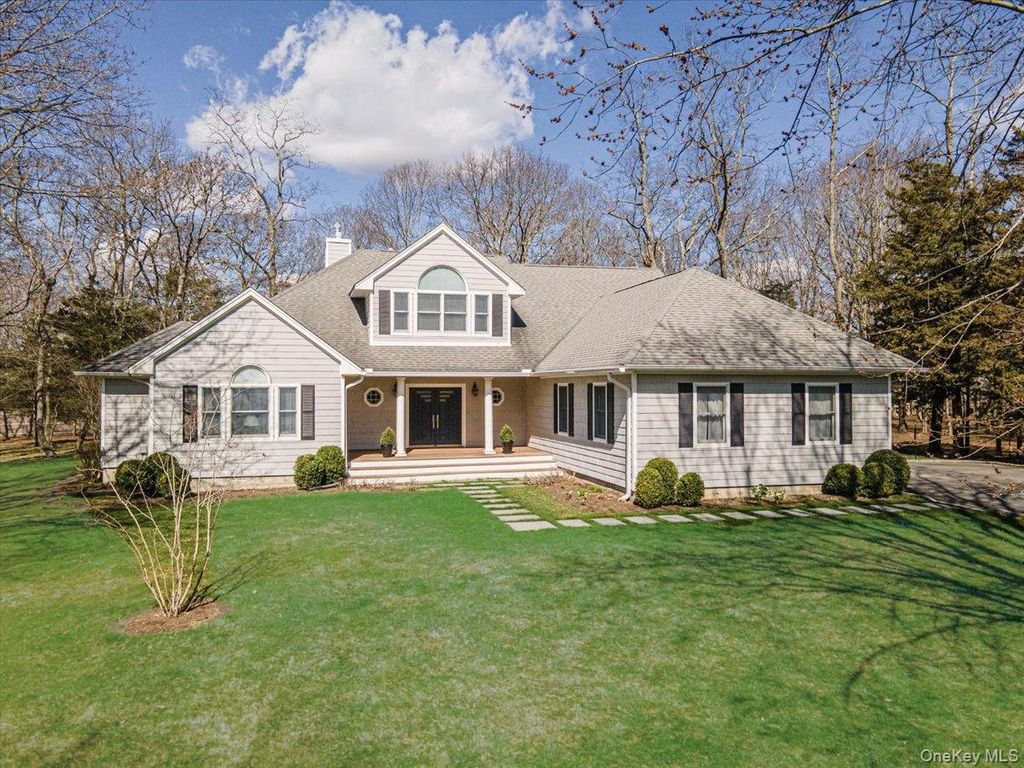 Photo of 441 S Country Road, East Patchogue, NY 11772 (MLS # 982197)