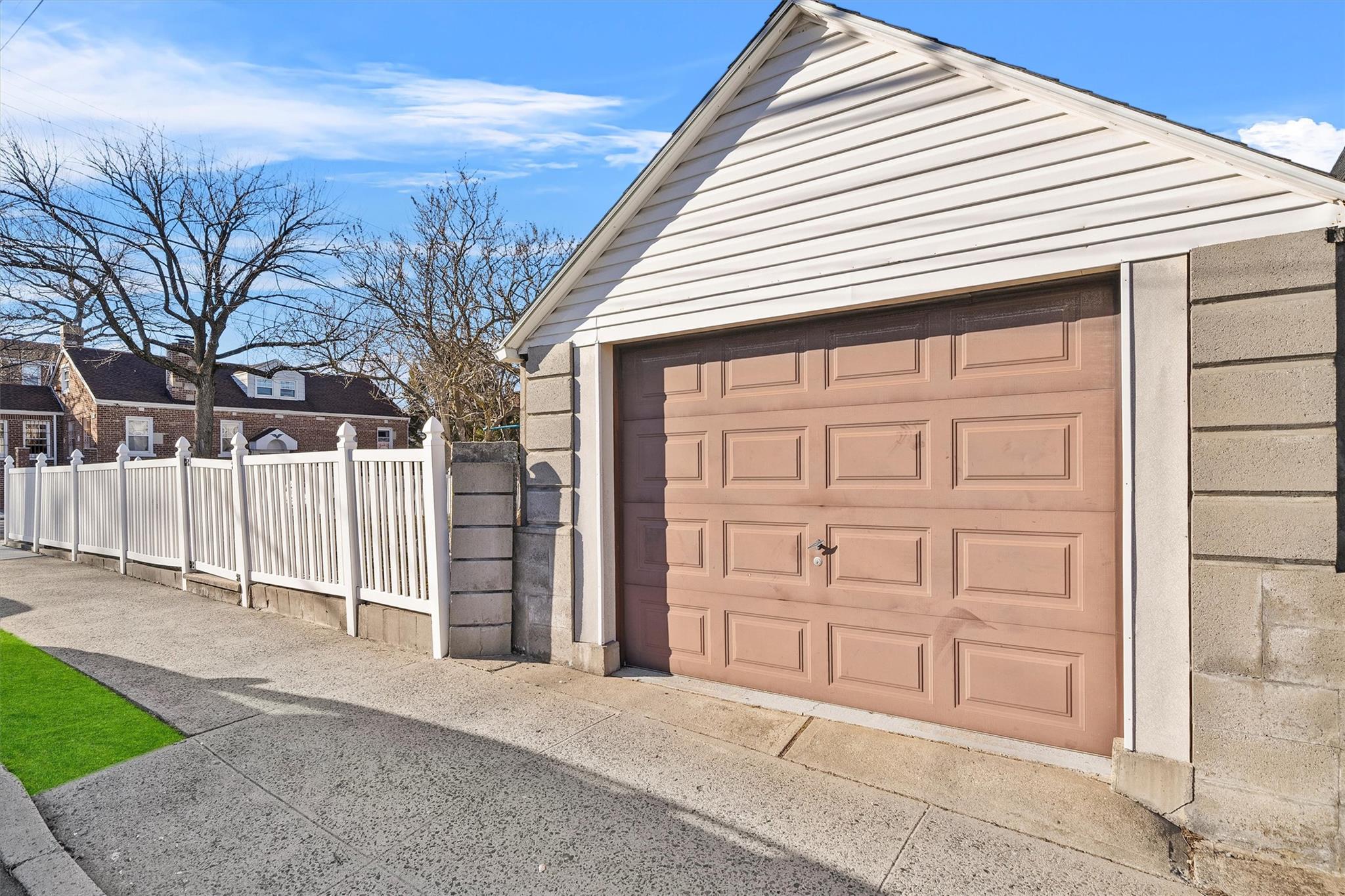 2904 Yates Avenue, Bronx, New York image 32