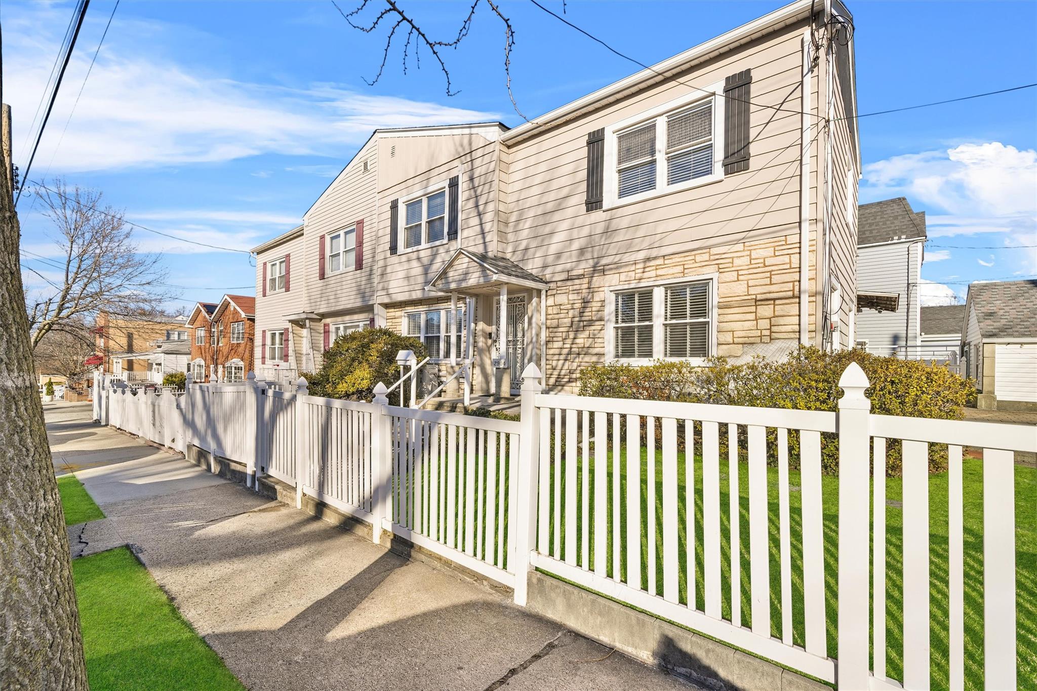 2904 Yates Avenue, Bronx, New York image 4
