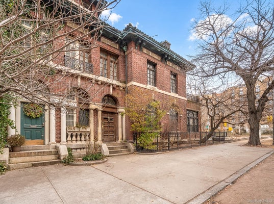 811 RIVERSIDE DR, NEW YORK, NY 10032 - Image cbda66637b3356cbe3d28d4c7d8fd05e/1580614698