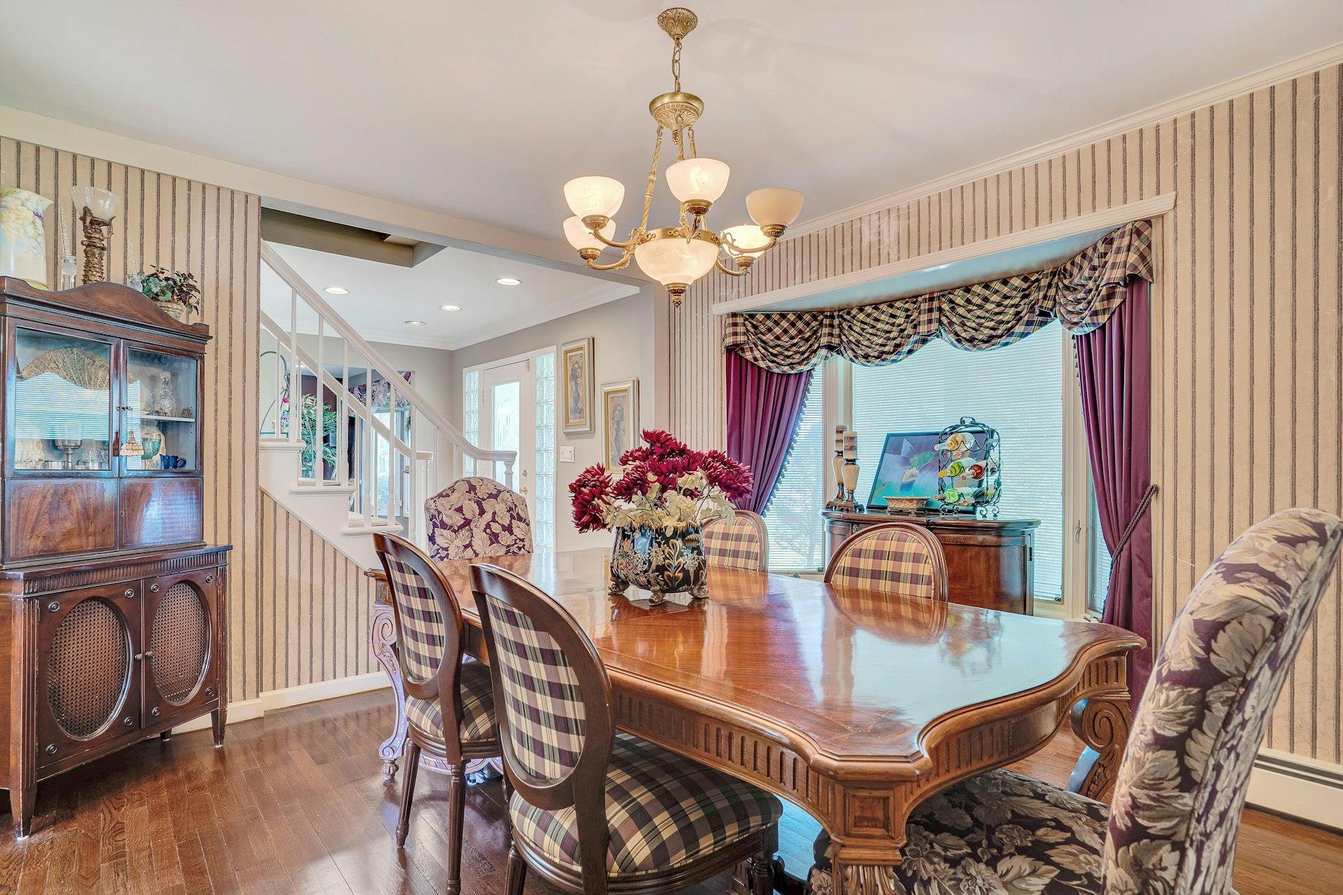 8 Bayard Drive, Dix Hills, New York image 13