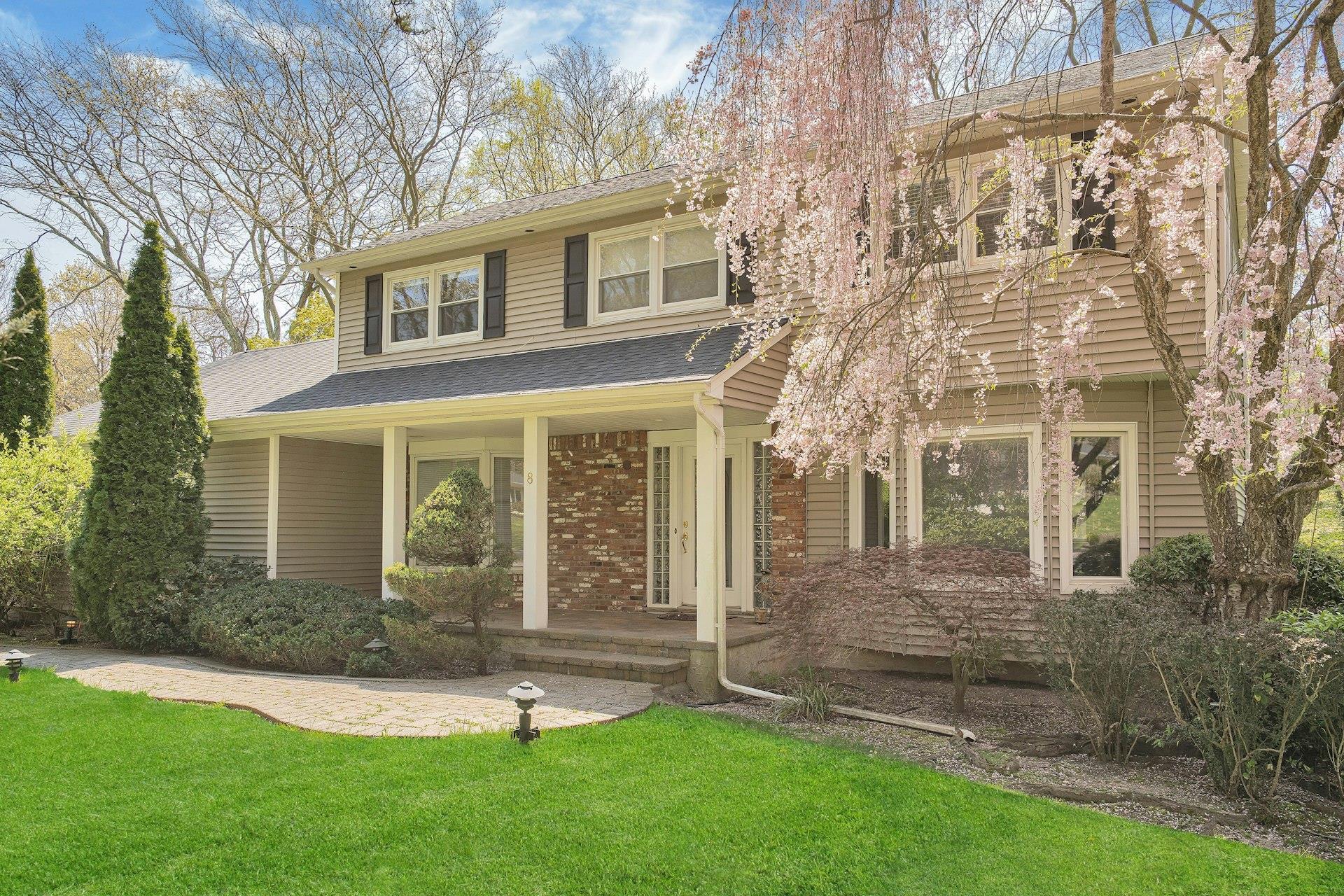 8 Bayard Drive, Dix Hills, New York image 6