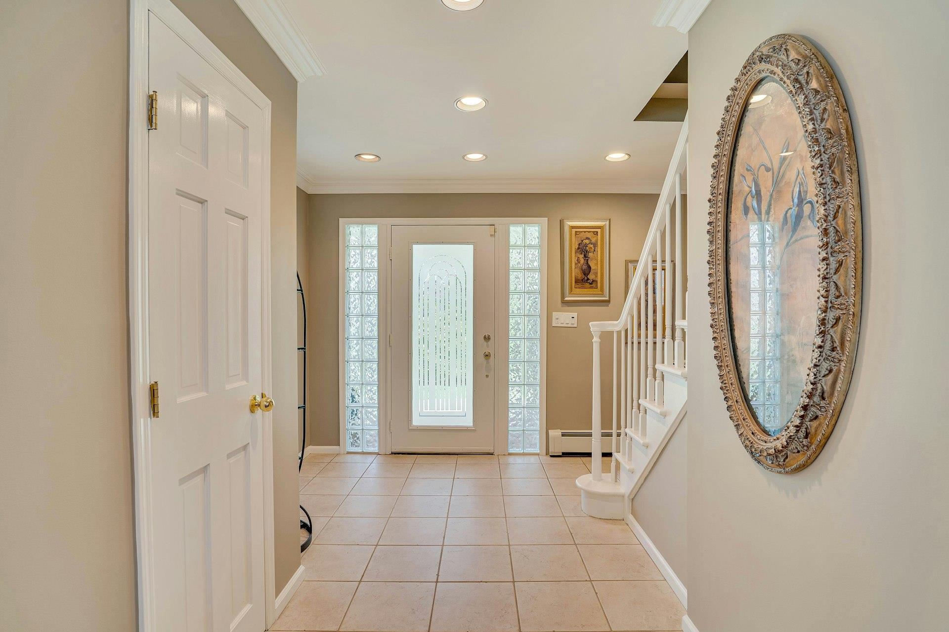 8 Bayard Drive, Dix Hills, New York image 9