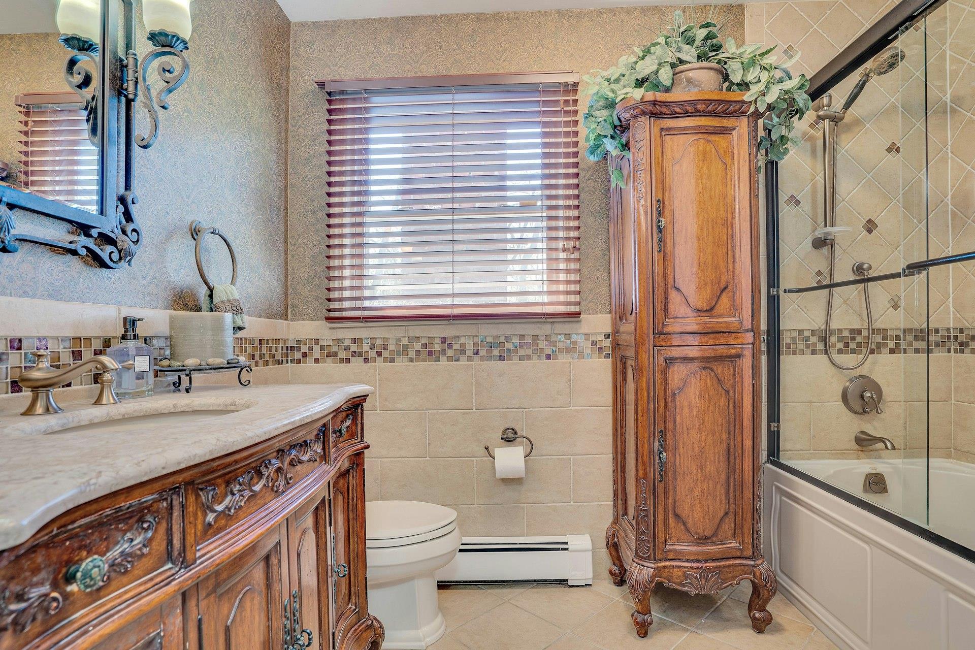 8 Bayard Drive, Dix Hills, New York image 33