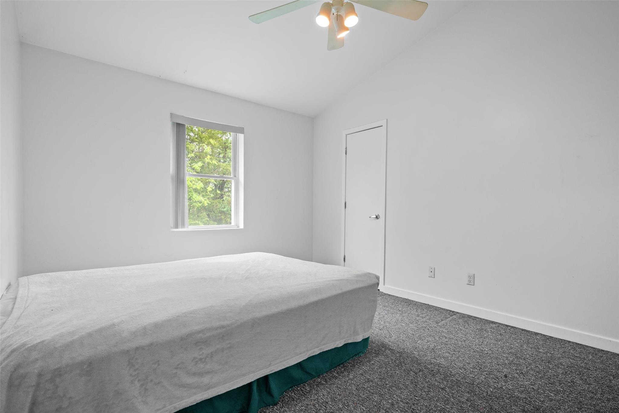 2 N Bianca Court, Warwick, Florida image 26