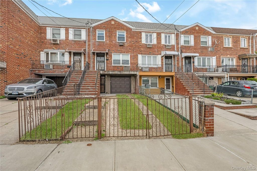 Photo of 61-29 64th Street, Middle Village, NY 11379 (MLS # 984909)