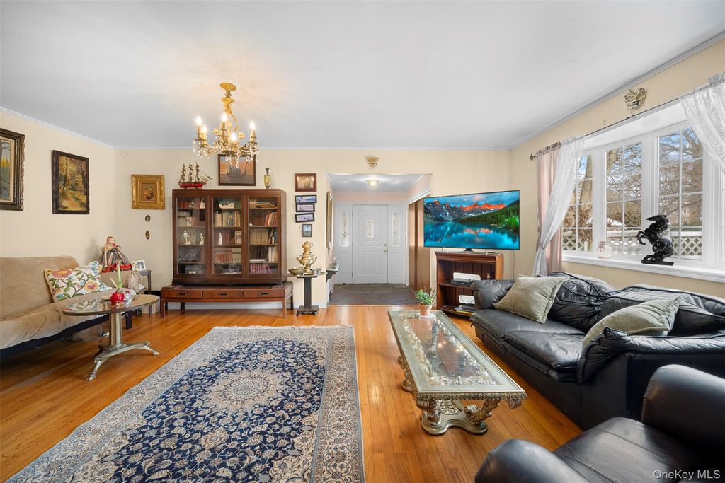 Photo of 524 Livingston Street, Westbury, NY 11590 (MLS # 954484)