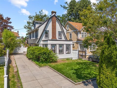 47-18 163 Street Flushing NY 11358