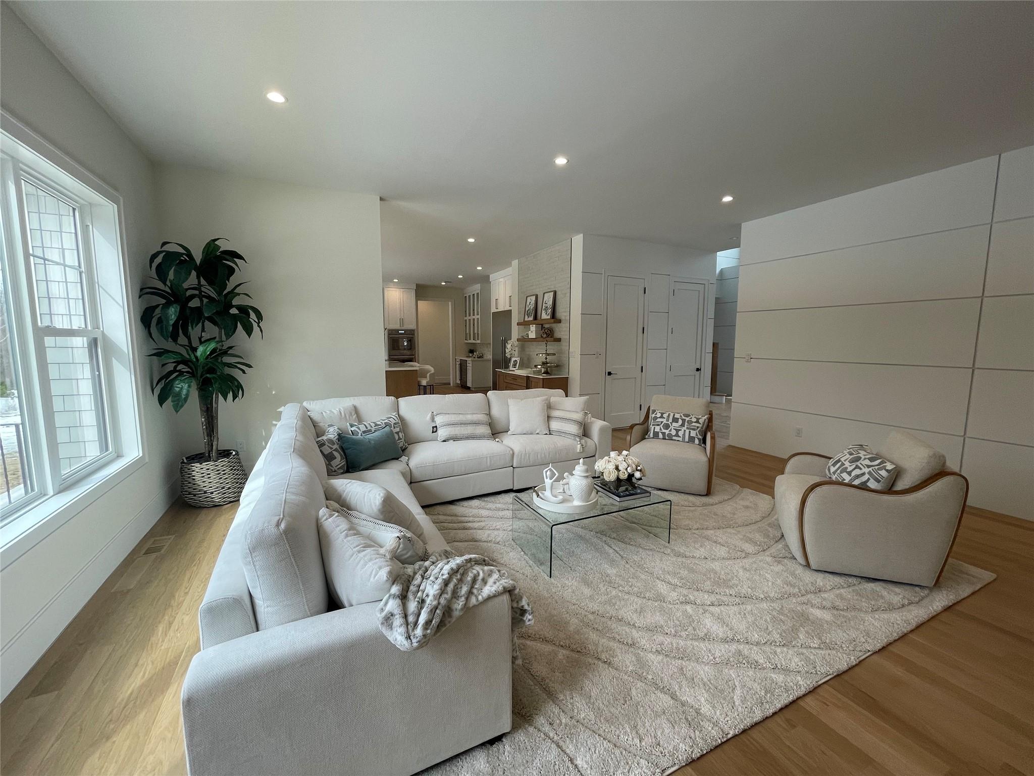 31 Fairbanks Boulevard, Woodbury, New York image 7