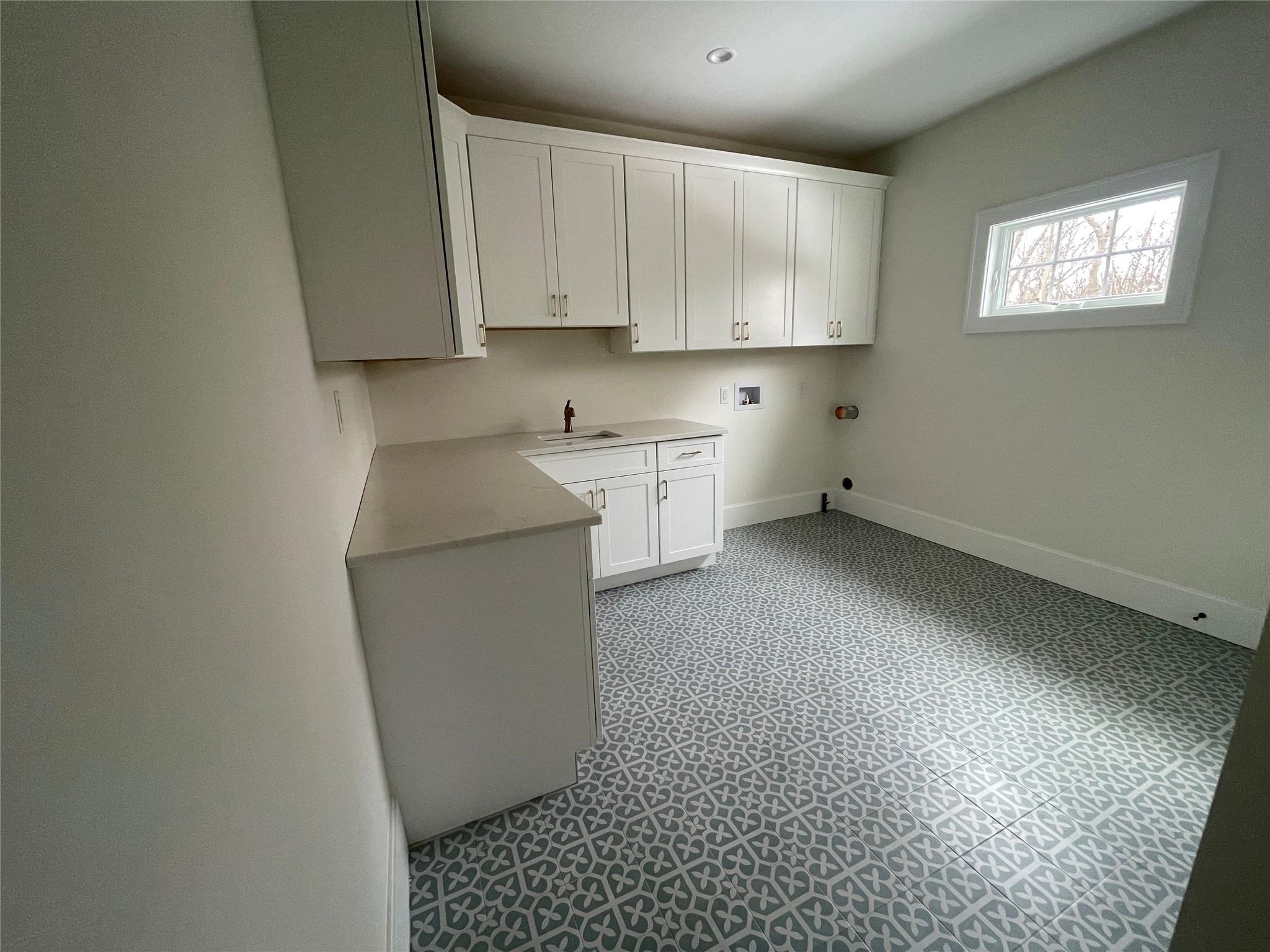 31 Fairbanks Boulevard, Woodbury, New York image 13