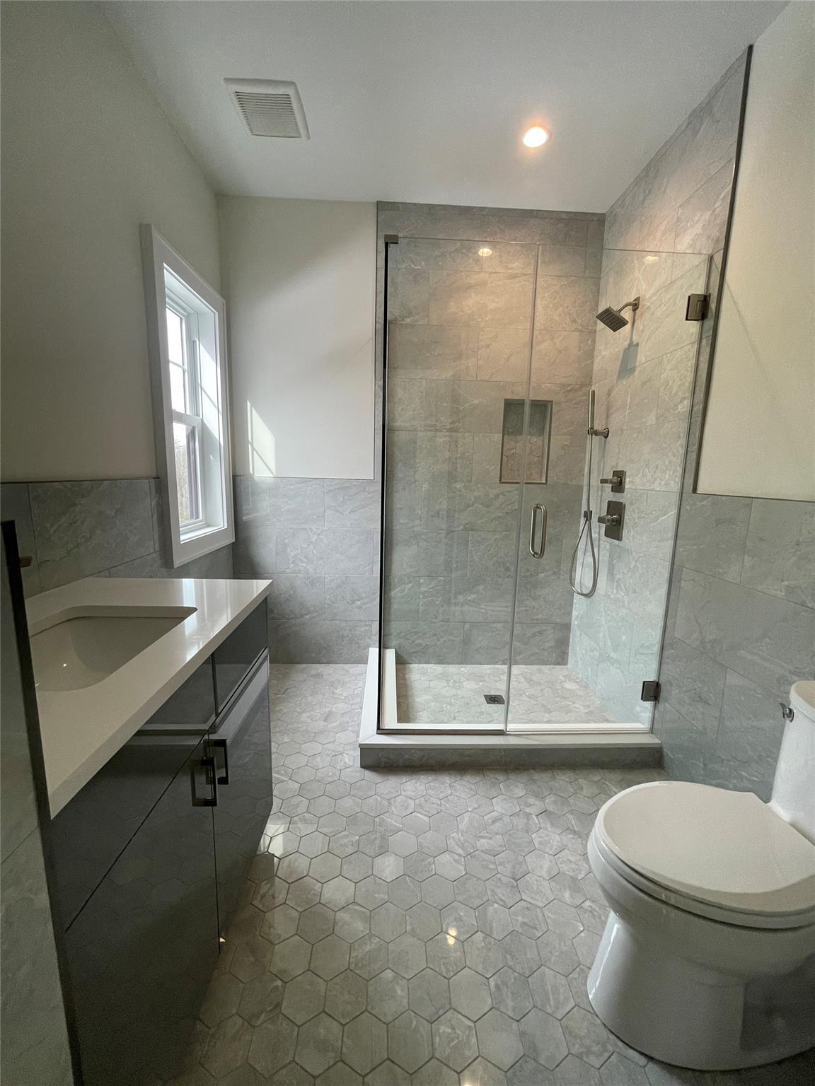 31 Fairbanks Boulevard, Woodbury, New York image 12
