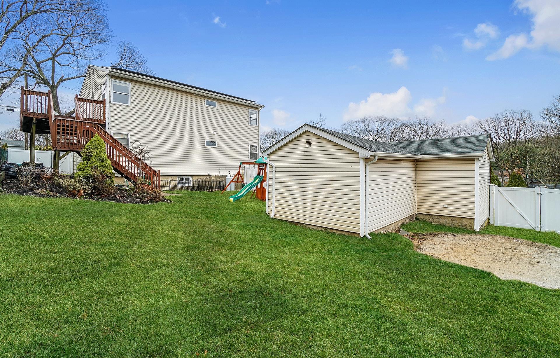 46 Wyanet Street, Selden, New York image 19