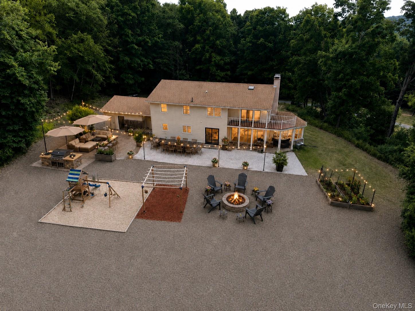 32 Cole Road
