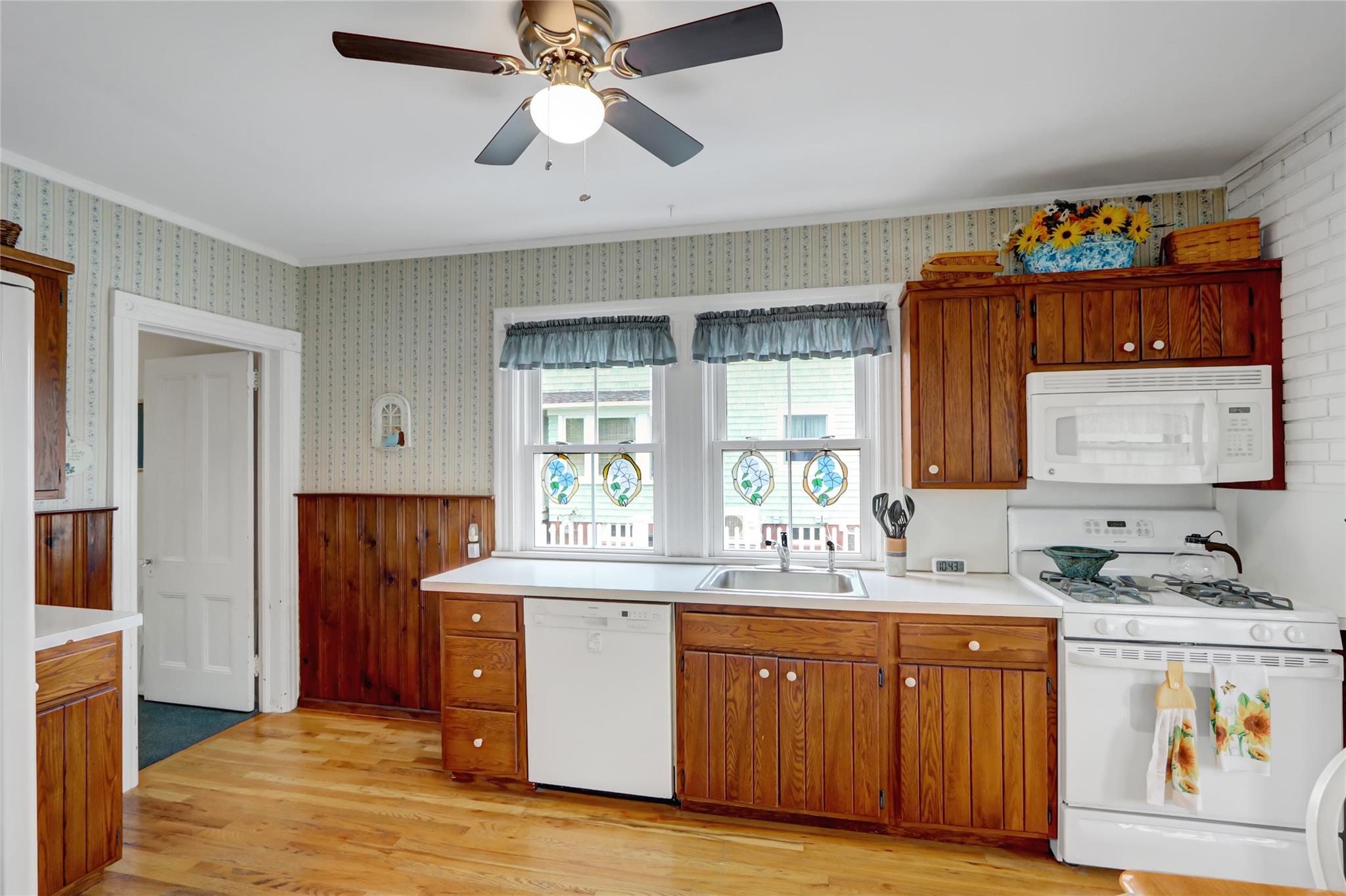 53 Church Avenue, Islip, New York image 13