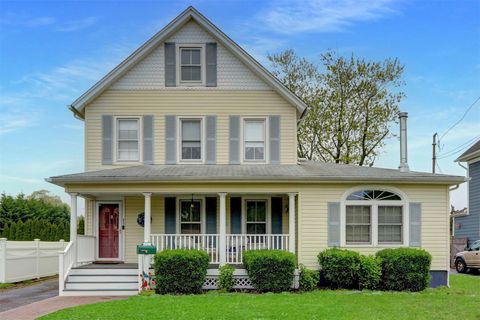 53 Church Avenue Islip NY 11751