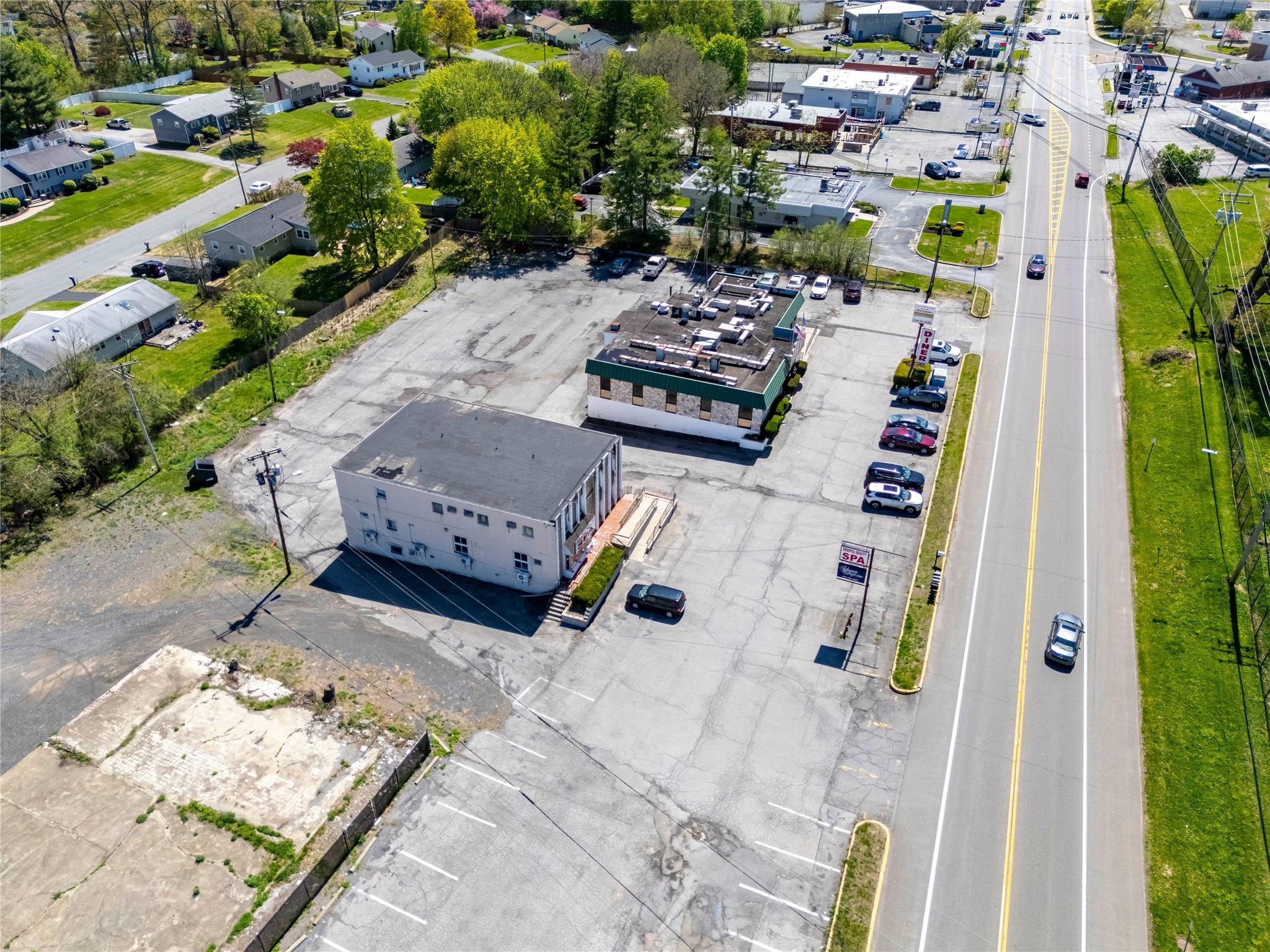 345-351 Windsor Highway