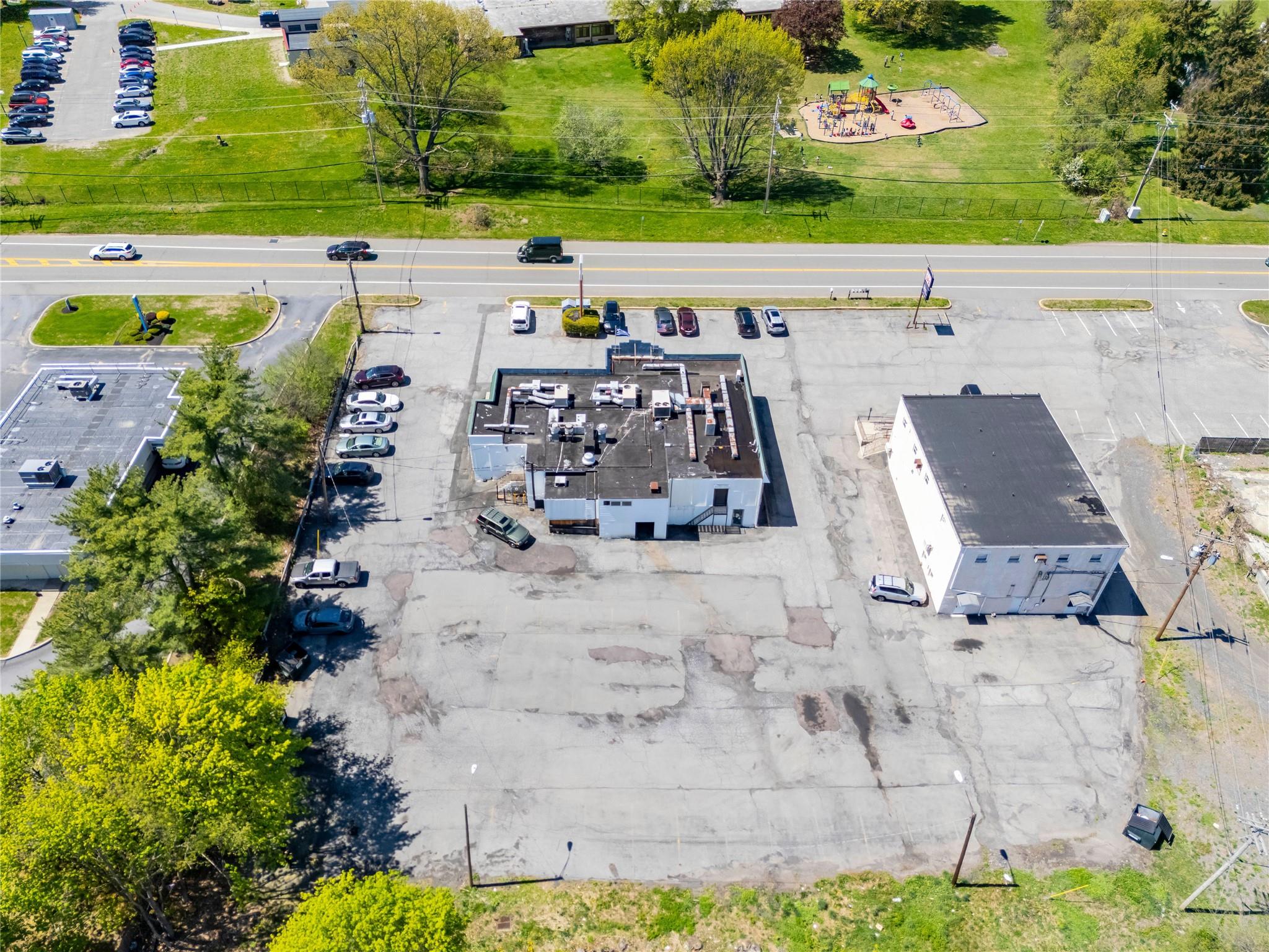 345-351 Windsor Highway