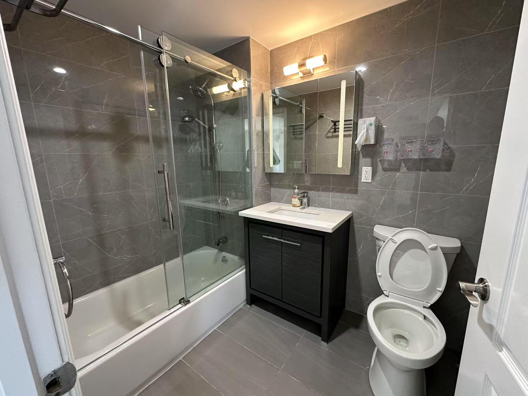 65-18 Austin Street #2J, Rego Park, New York image 6