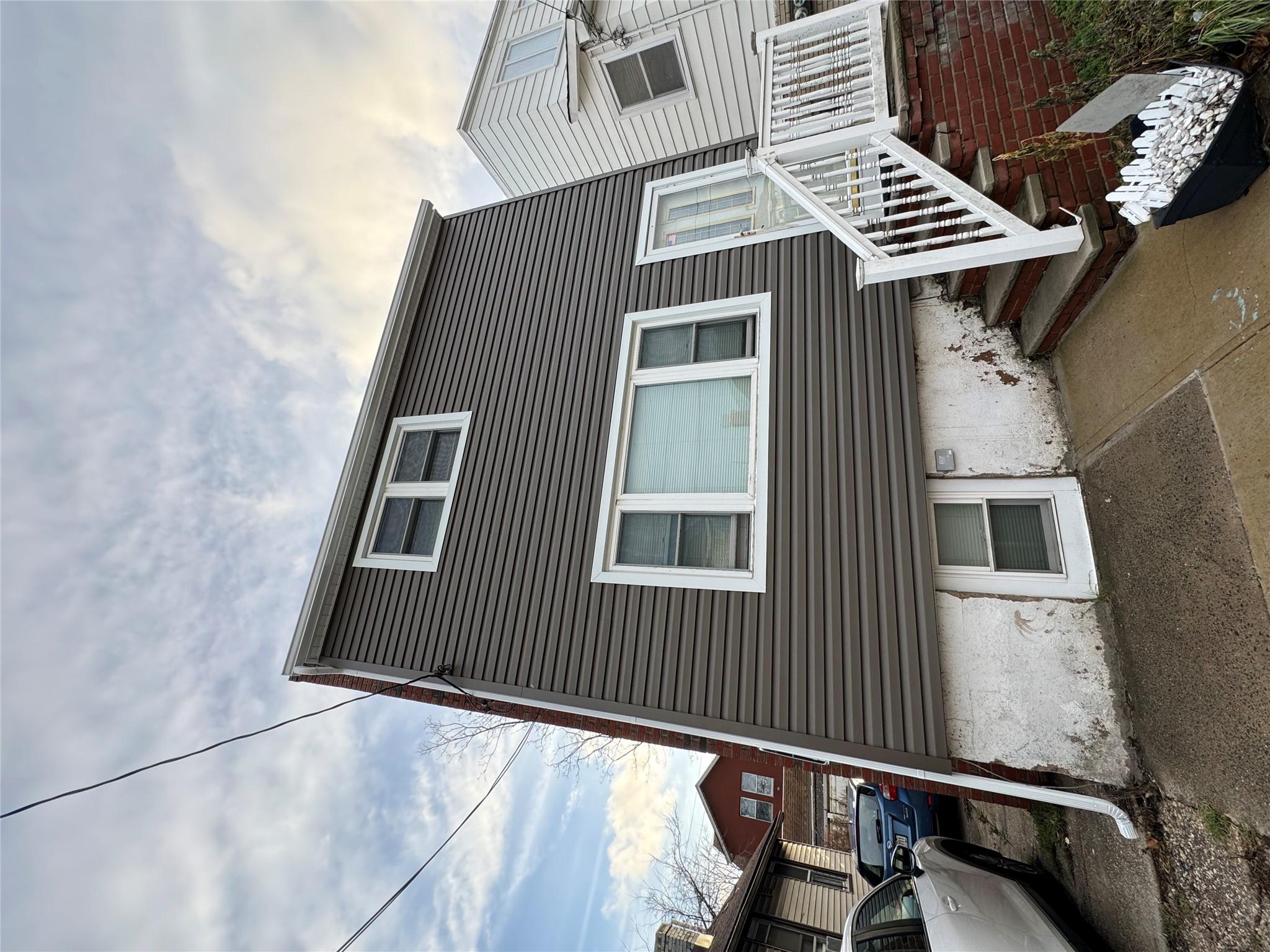 30 Seafoam Street, Staten Island, New York image 1