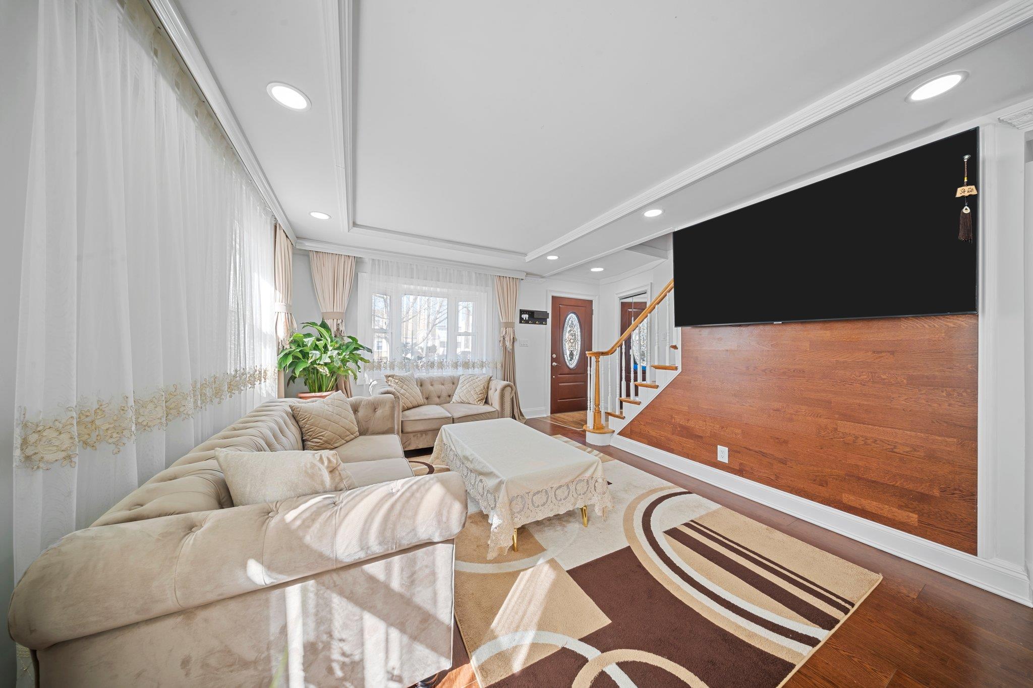 79-31 SW Langdale Street, New Hyde Park, New York image 2