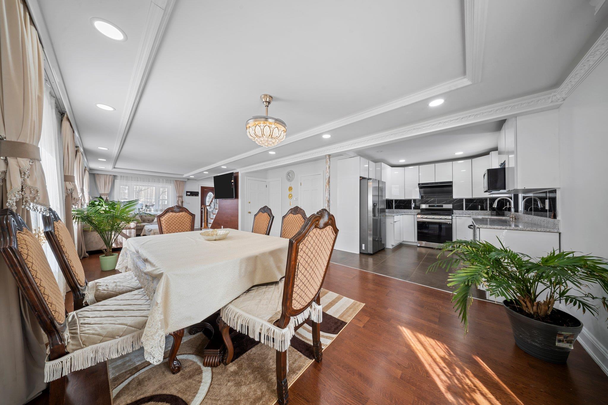 79-31 SW Langdale Street, New Hyde Park, New York image 5
