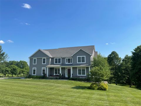 152 Fox Hill Run, Rock Tavern, NY 12575 - MLS#: 827836