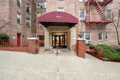Homes For Sale - 67-25 Clyde Street #3M<br/> Forest Hills, NY 11375