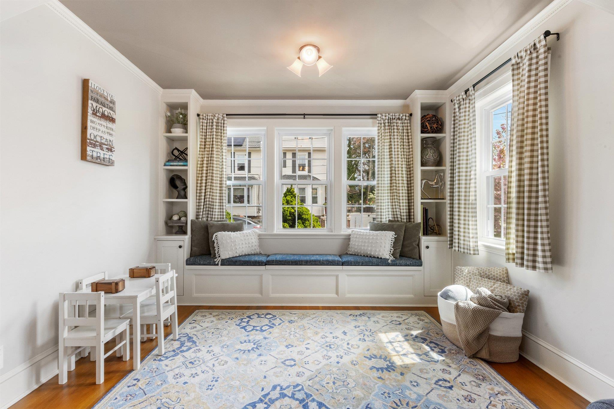 42 Schley Avenue, New Rochelle, New York image 5