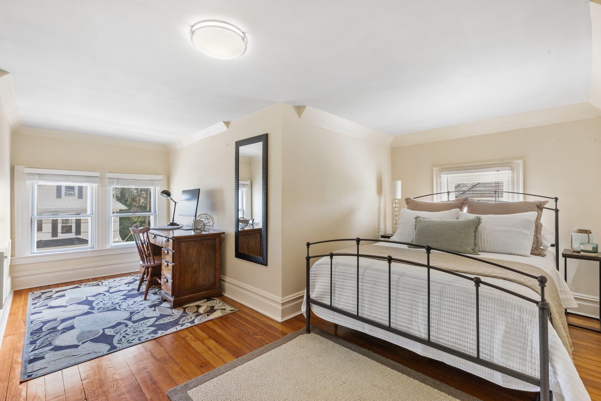42 Schley Avenue, New Rochelle, New York image 32