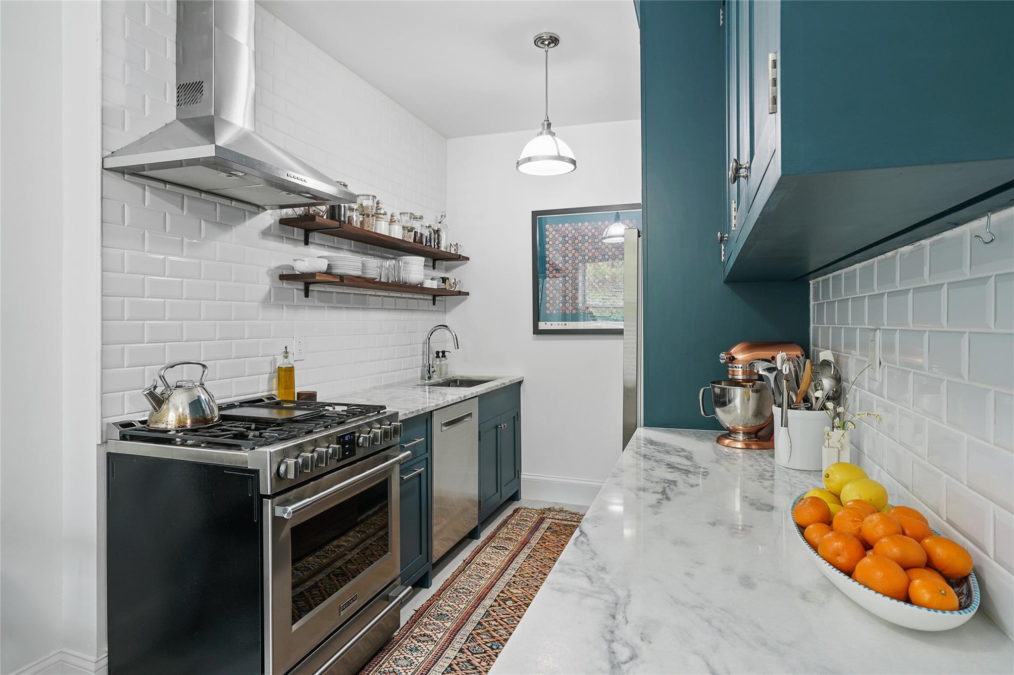Property for Sale at Midland Avenue 1C, Bronxville, New York - Bedrooms: 1 
Bathrooms: 1 
Rooms: 3  - $198,500