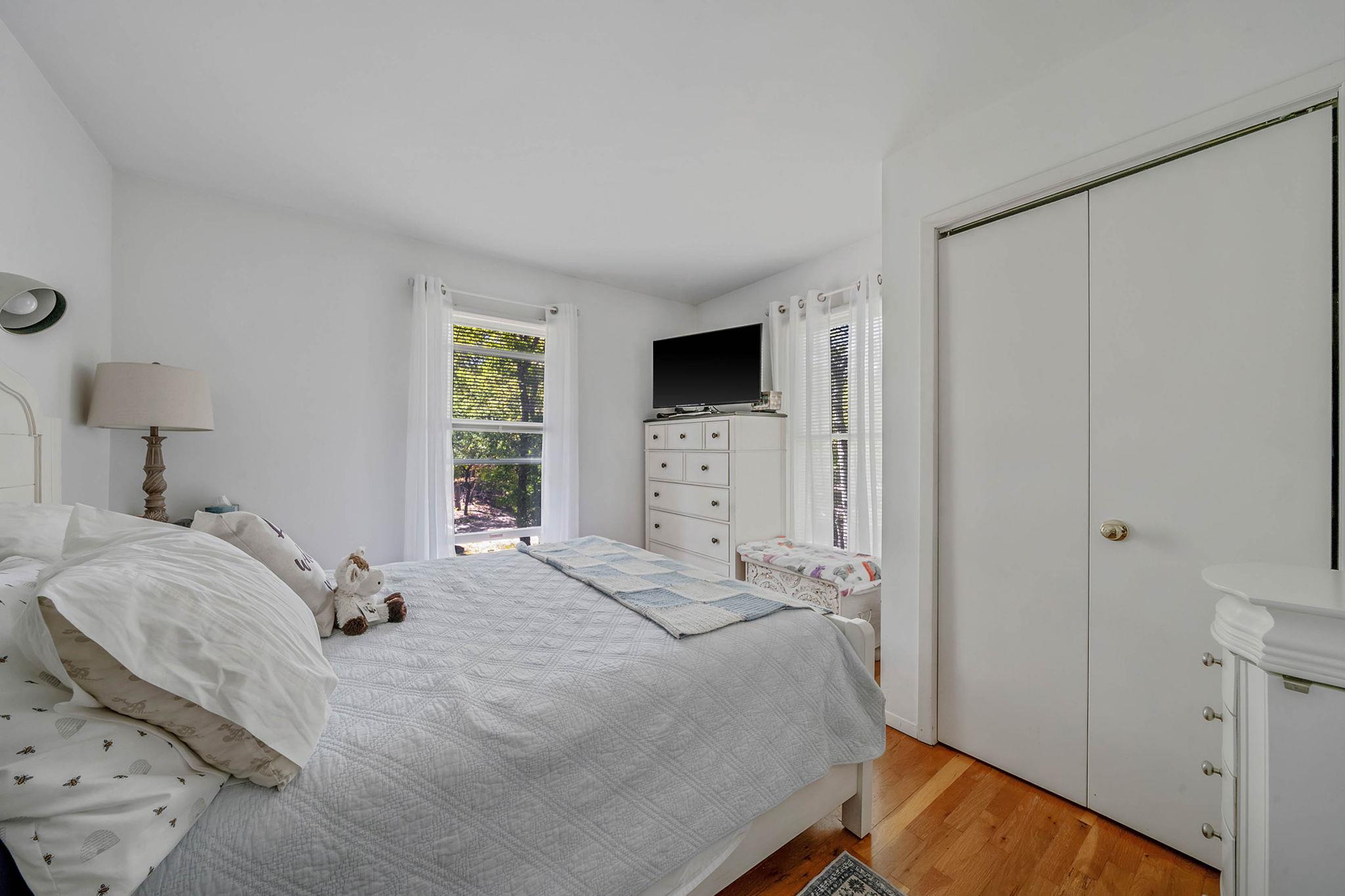 28 Huntting Road, East Hampton, New York image 7