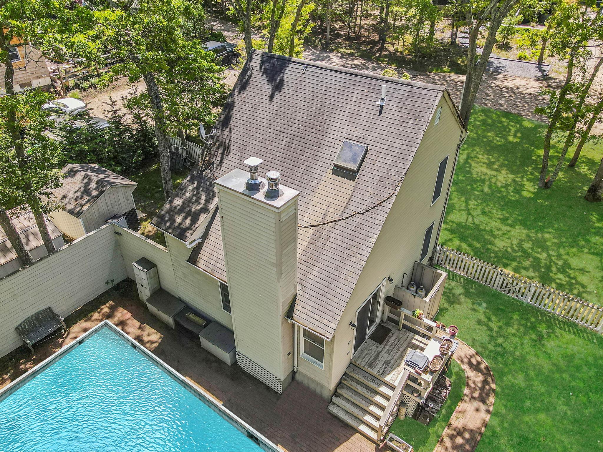 28 Huntting Road, East Hampton, New York image 13