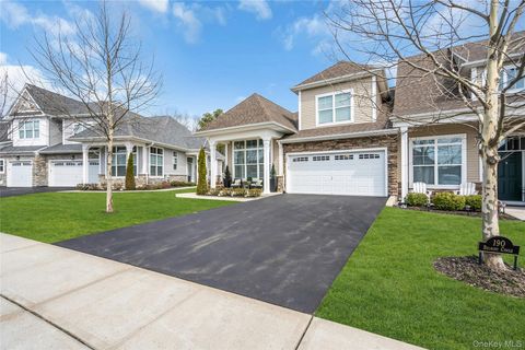 Condo For Sale - 191 Belmont Circle<br/> Suffolk County, Yaphank, NY 11980
