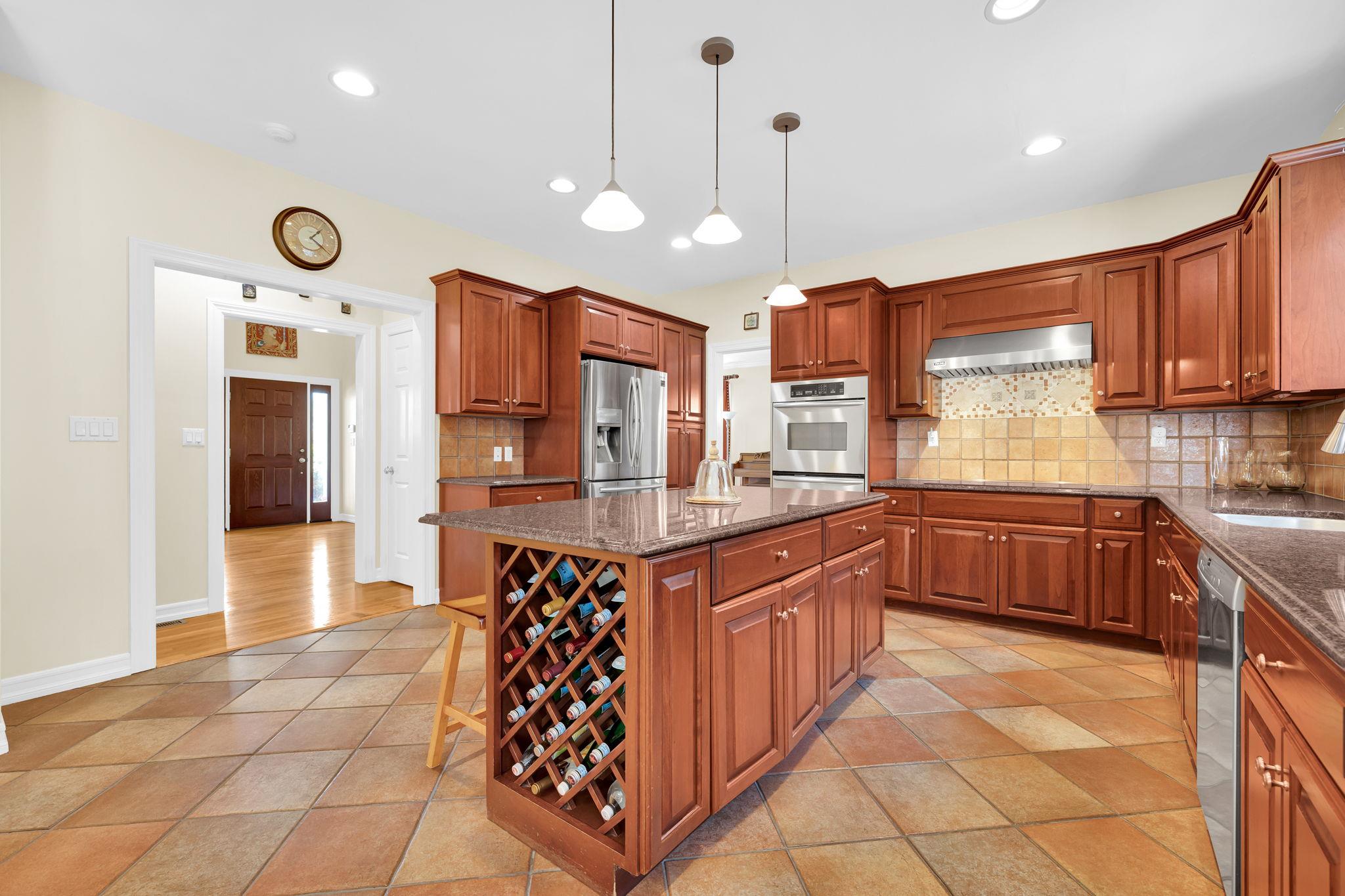 10 Fieldstone Drive, Katonah, New York image 13
