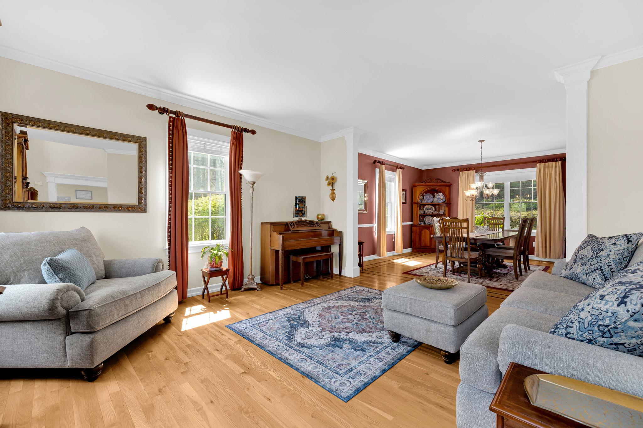 10 Fieldstone Drive