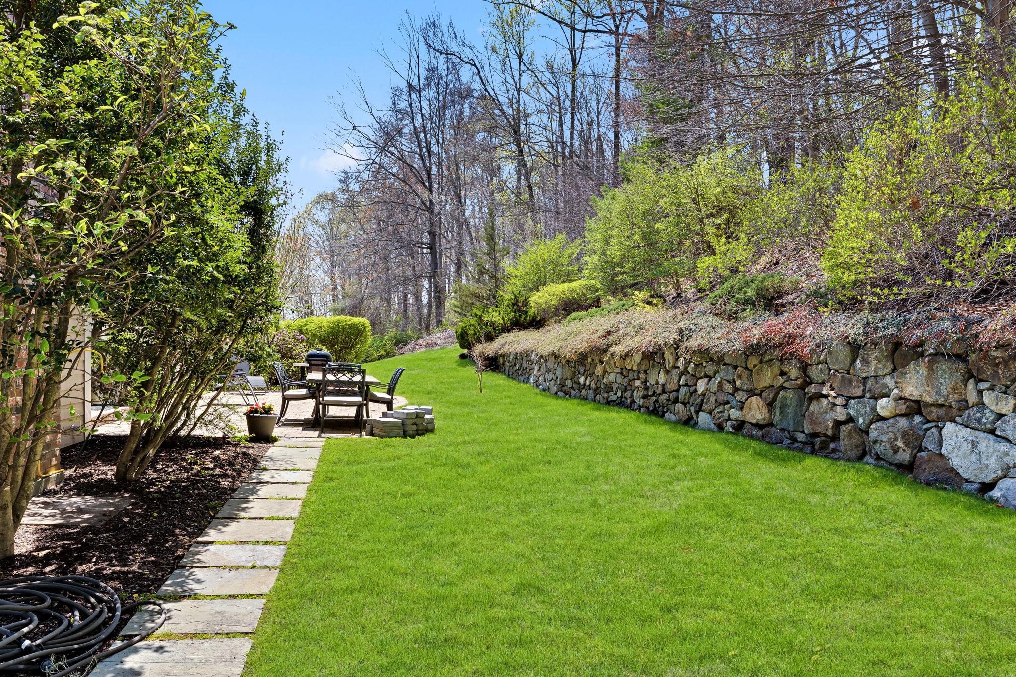 10 Fieldstone Drive, Katonah, New York image 40