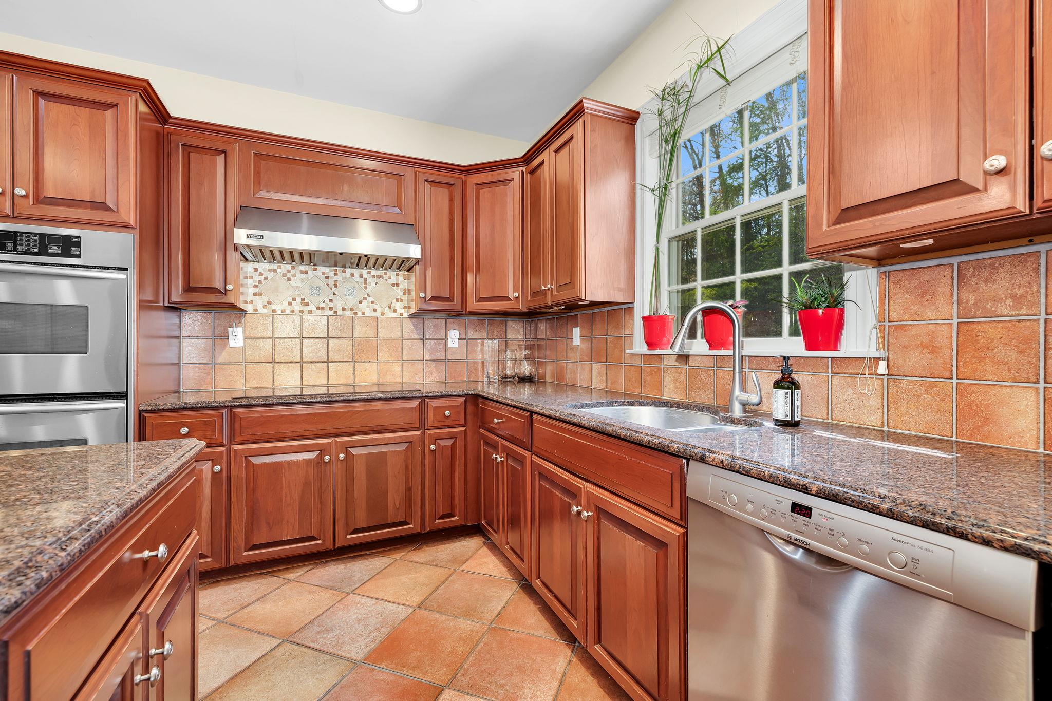 10 Fieldstone Drive, Katonah, New York image 14