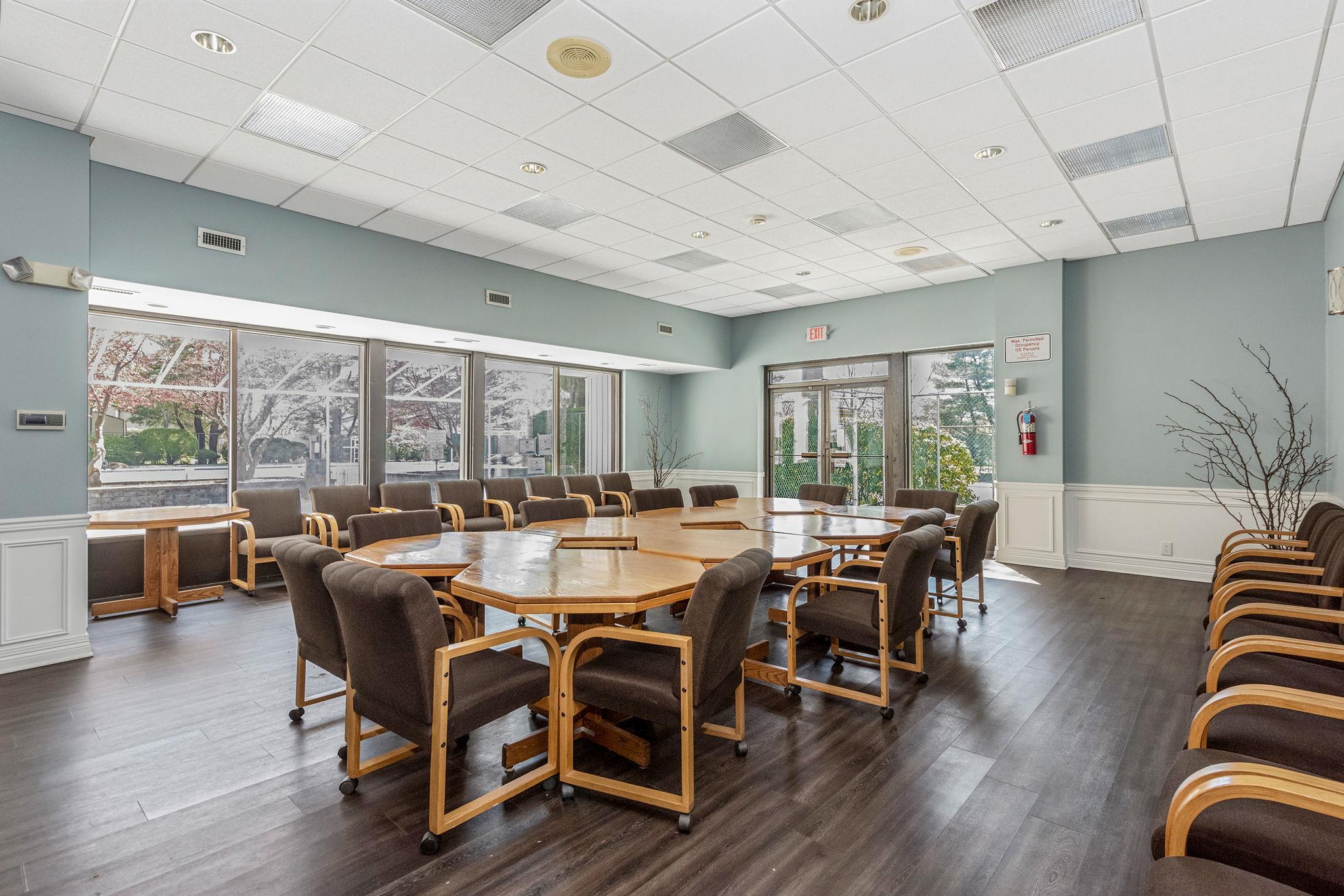 73 Richmond Boulevard #4B, Ronkonkoma, New York image 32